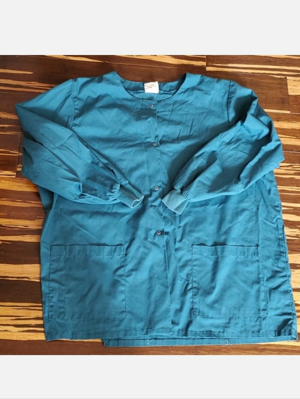 Large Scrub Jackets - Picture 4 of 4